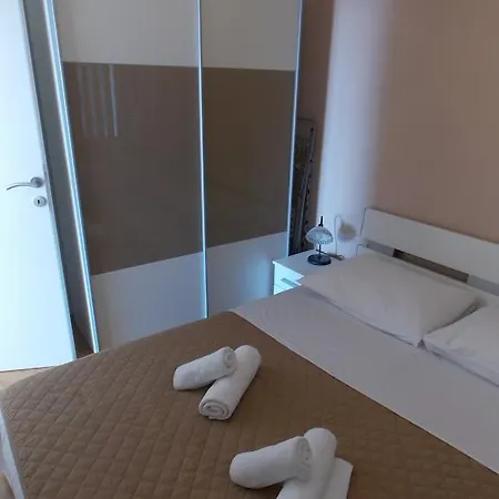 Apartment Ika *