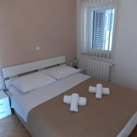 Apartment Ika *